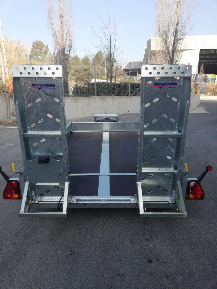 Portaaviones INDEPENSION AD35105BTS 3500 Kgs