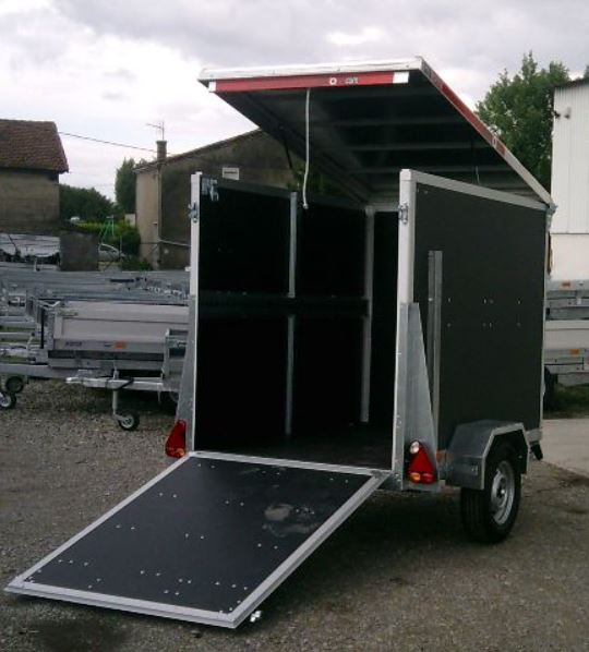 Remolque furgoneta 207 X 132X 143cm ptac 500/750 kg con plataforma de carga y techo elevable
